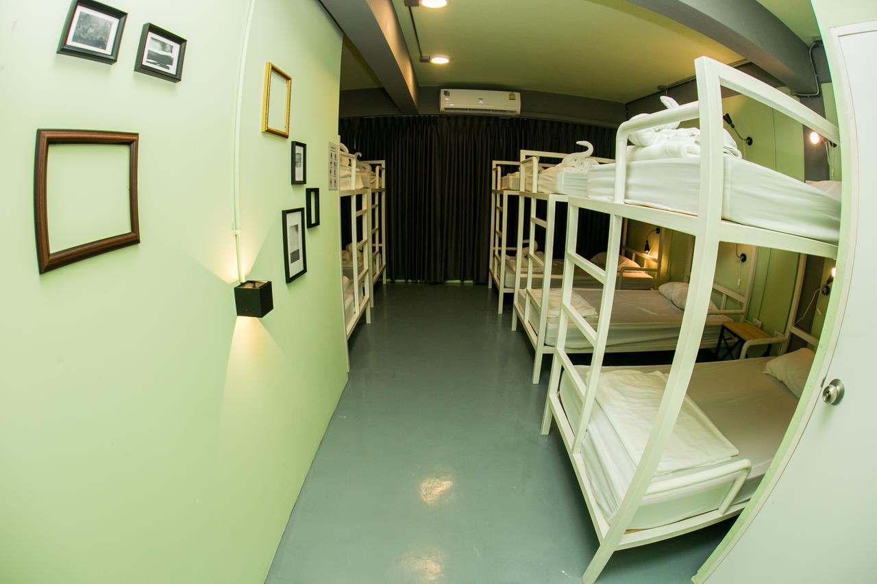 Samsen 8 Hostel Bangkok Extérieur photo
