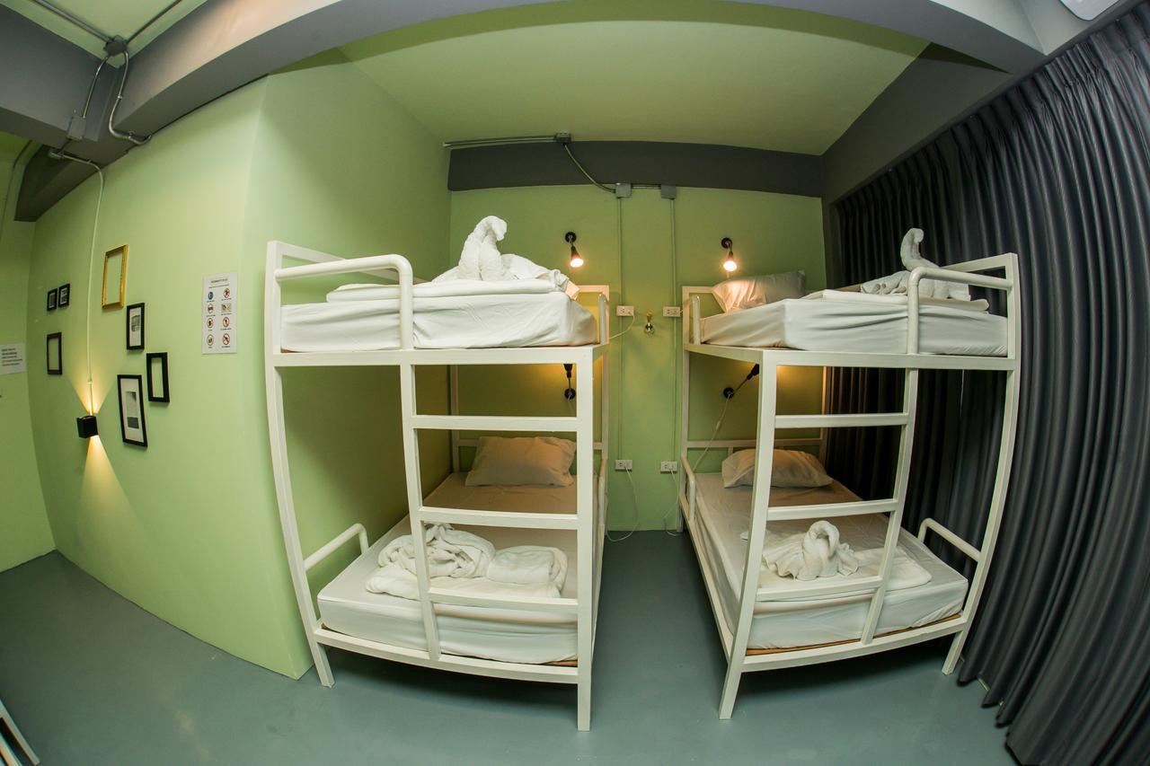 Samsen 8 Hostel Bangkok Extérieur photo