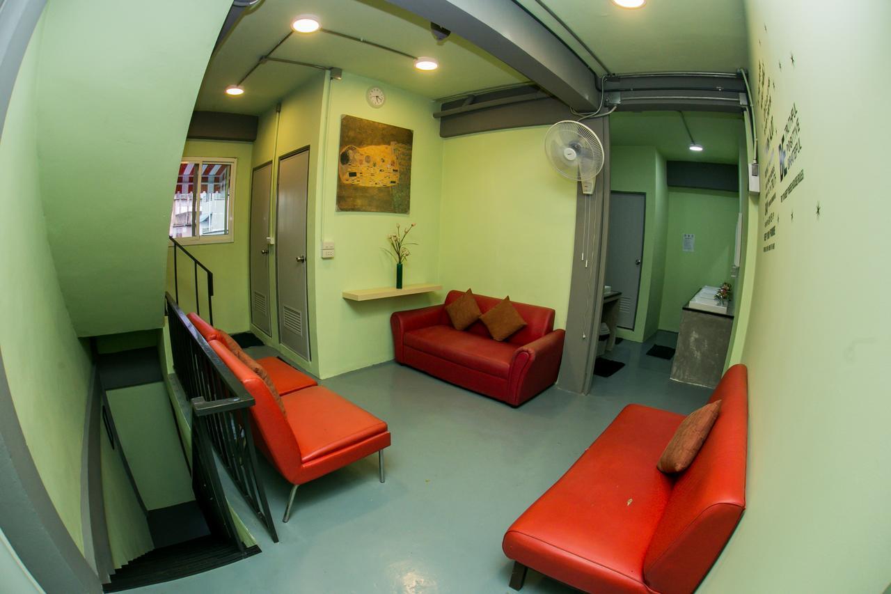 Samsen 8 Hostel Bangkok Extérieur photo