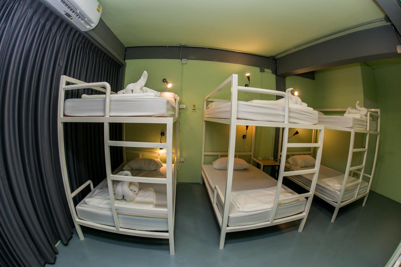 Samsen 8 Hostel Bangkok Extérieur photo