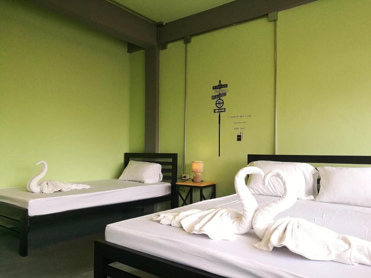 Samsen 8 Hostel Bangkok Extérieur photo